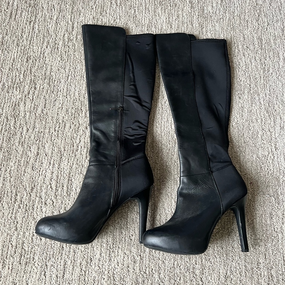 Jessica Simpson knee high boots. Excellent condition